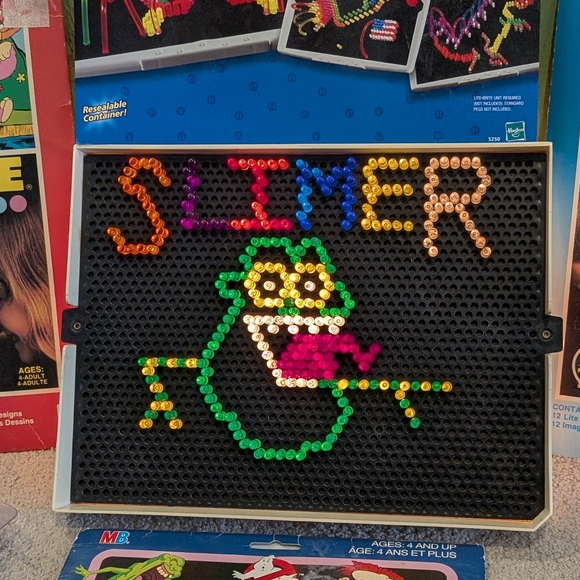 Vintage Lite Brite Toy Lot - Lite Brite, Pic Refills, Pegs! - Picture 2 of 8